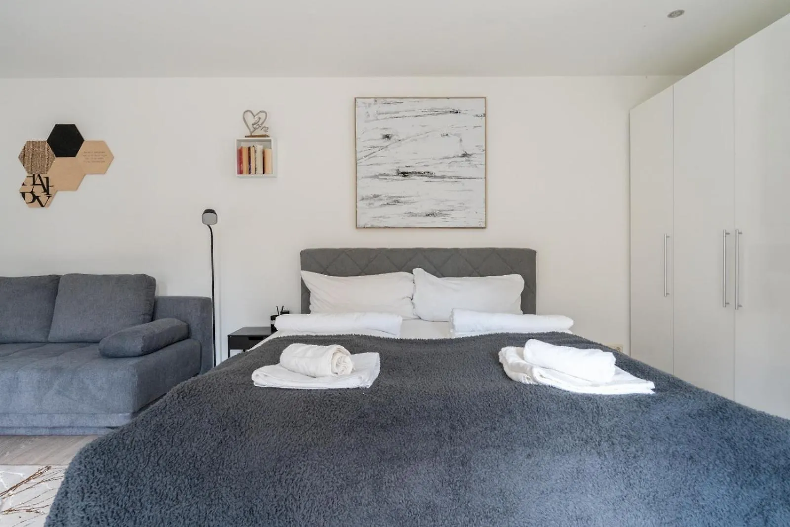 Wiener Juwel Zwischen Flughafen Und Stadtleben Appartement 0*, Wenen Oostenrijk